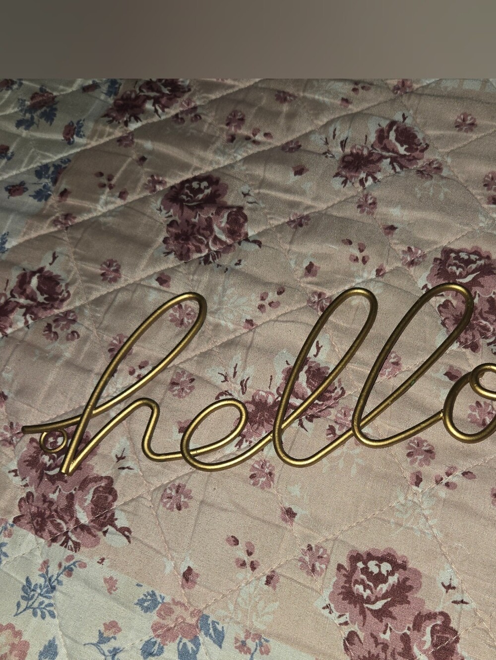 Umbra Wired Hello Sign